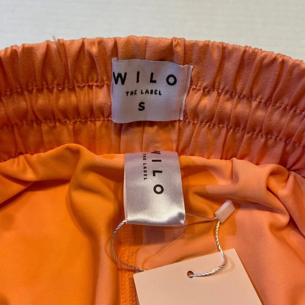 Wilo The Label Women's 2 in 1 Running Short Peach Athletic Activewear Workout - Picture 5 of 10